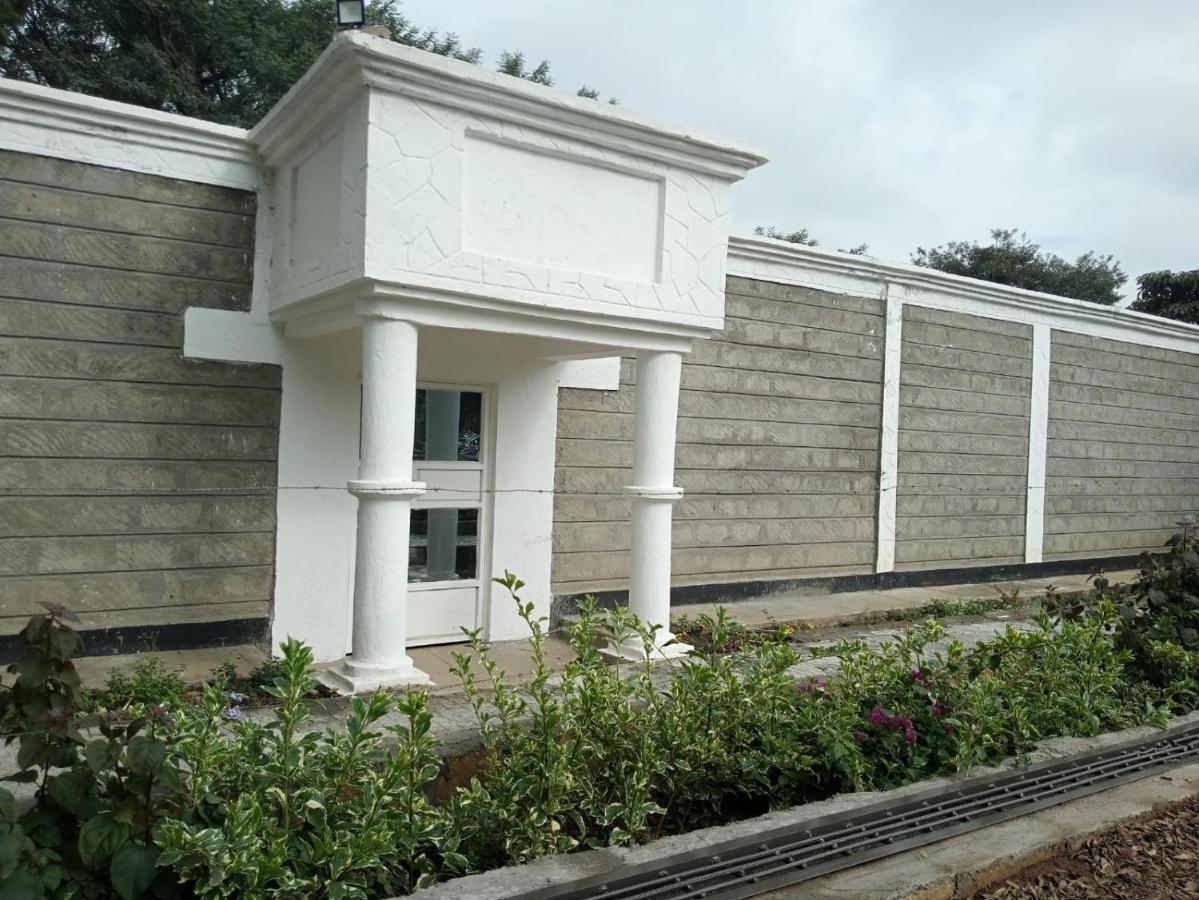 Brooks Lodge Nakuru Exteriör bild